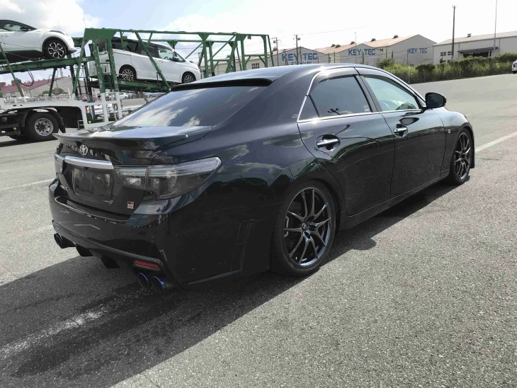 2018 Toyota MARK X