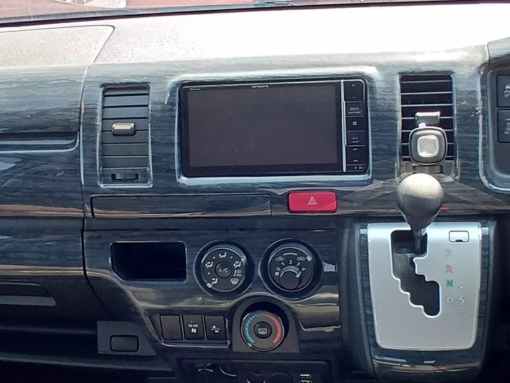 2018 Toyota HIACE VAN
